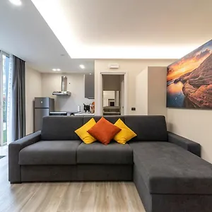 https://rifugio-del-sole-zafferana-etnea.sicilyhotelsitaly.net