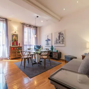 https://piazza-di-spagna-stylish-flat.it-romehotels.com